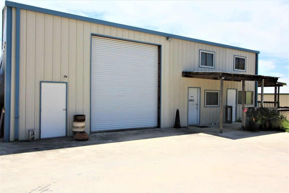 347 FM 289, Comfort, TX 78013